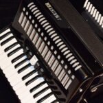 Acordeon J Meister 60 Bajos 34 Teclas 5 Registros Color Negro Bm1308Bk