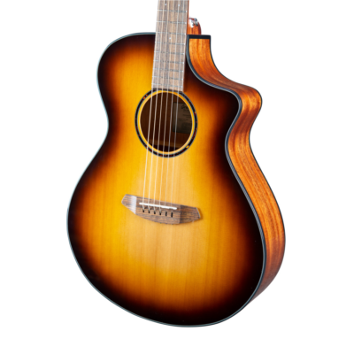 Guitarra Electroacústica Modelo Sustentable Discovery S Concert Edgeburst Ce Red Cedar-African Mahogany. Breedlove Dssc31Ceed