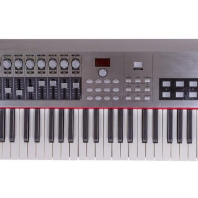 Controlador Midi Completo Parquer 61 Teclas Midikx61C Midikx61C