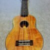 Ukelele Soprano Koa Izzo Serie 330sk Con Funda - Imagen 3