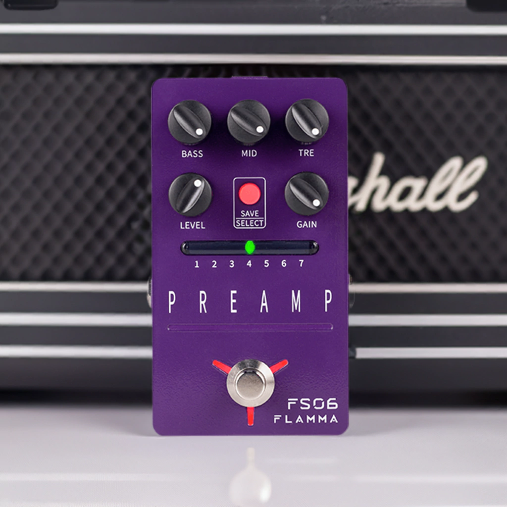 Pedal De Pre Amplificación Flamma Fs06 Para Guitarra Eléctrica Bajo