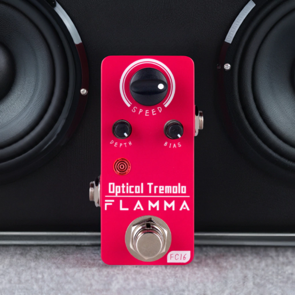 Pedal Mini Tremolo Para Guitarra Eléctrica Flamma Fc16