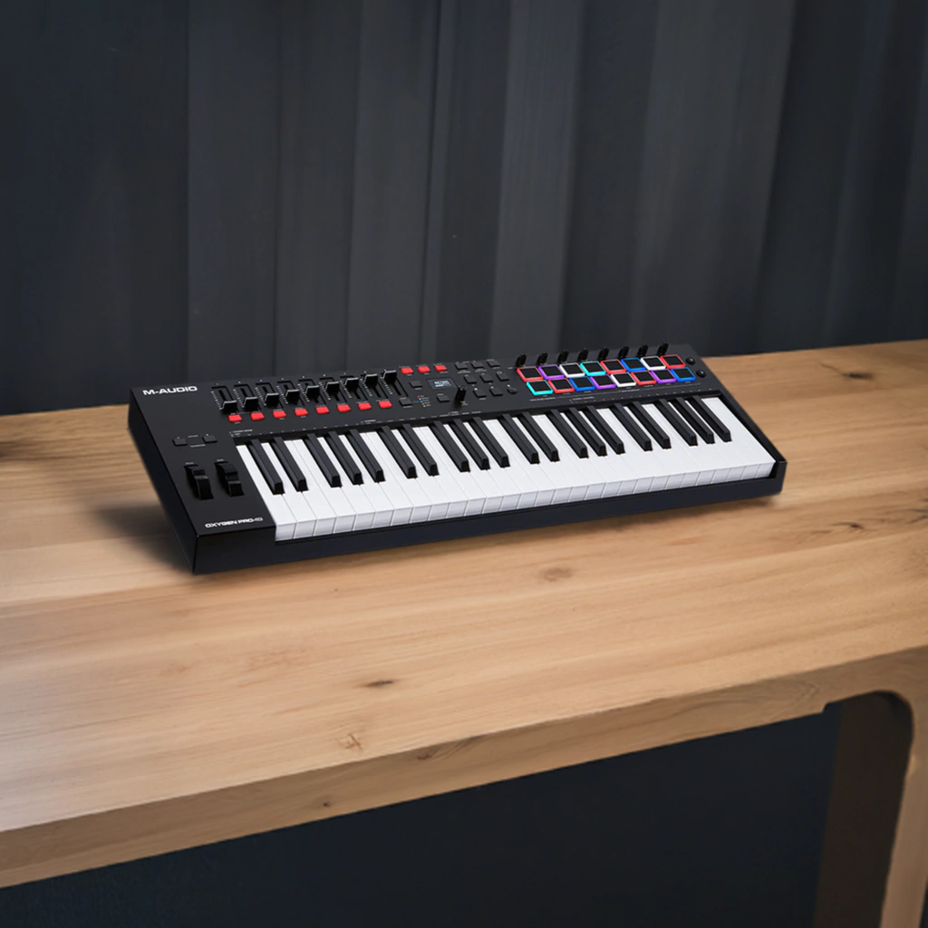 Controlador M-Audio Oxygen 49 Pro Series 49 Teclas 16 Pads Usb
