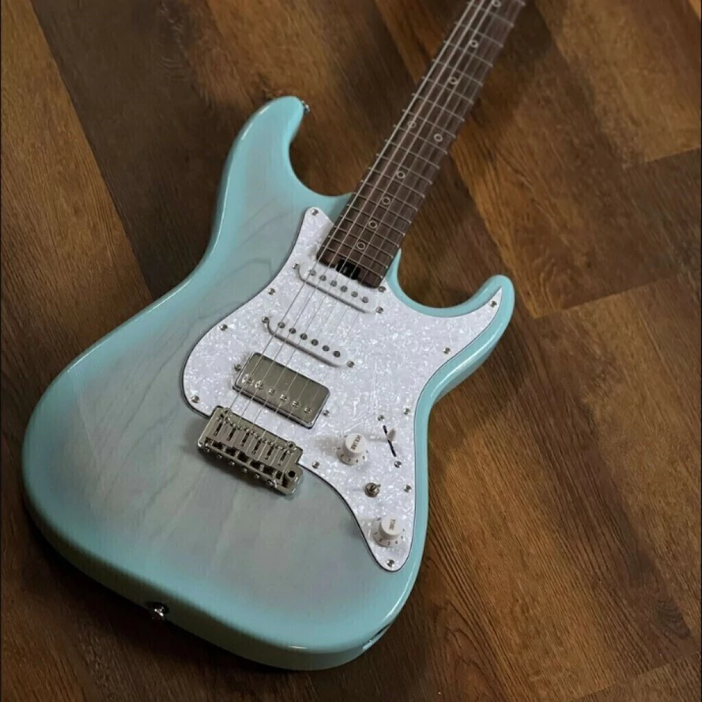 Guitarra Eléctrica Soloking Stratocaster Ms-11 Classic Hss Ice Burst