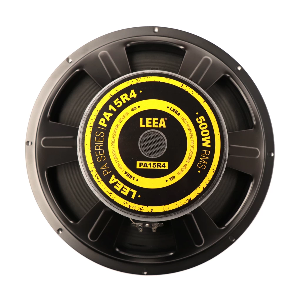 Parlante De 15 Pulgadas Con Campana De Chapa 4 Ohms Leea Pa15R4