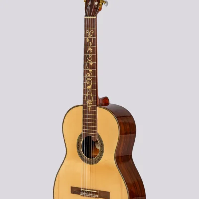 Guitarra Electrocriolla Luthier Profesional Mantini Premium Con Funda Natural Zurdos Fishman Isys Romantica