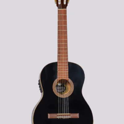 Guitarra Electrocriolla Romantica D De Medio Concierto Con Funda Negra Mate Zurdos Fishman Isys